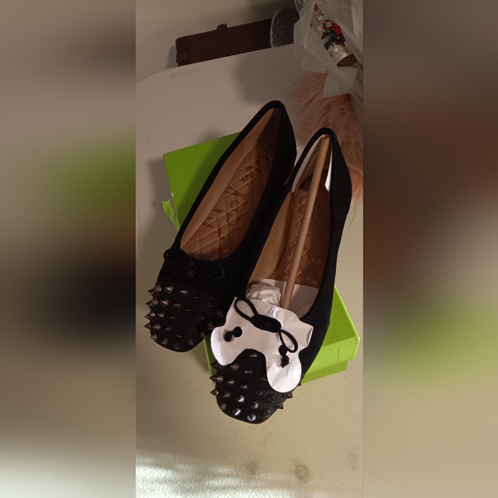 Sam Edelman Black Flats with Studded Detail NWOT - Picture 2 of 4